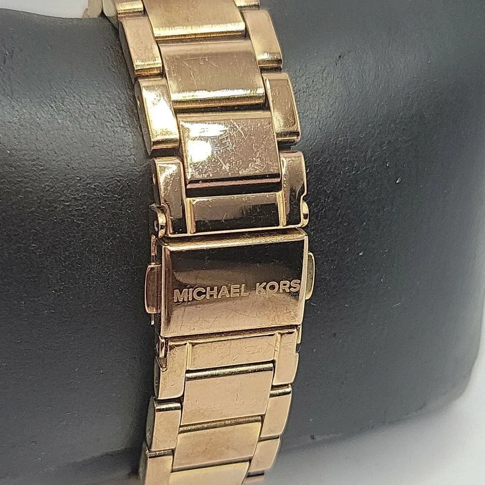 Michael Kors Parker MK5616 Women's StainlessSteel Analog Quartz Dial Watch BC823